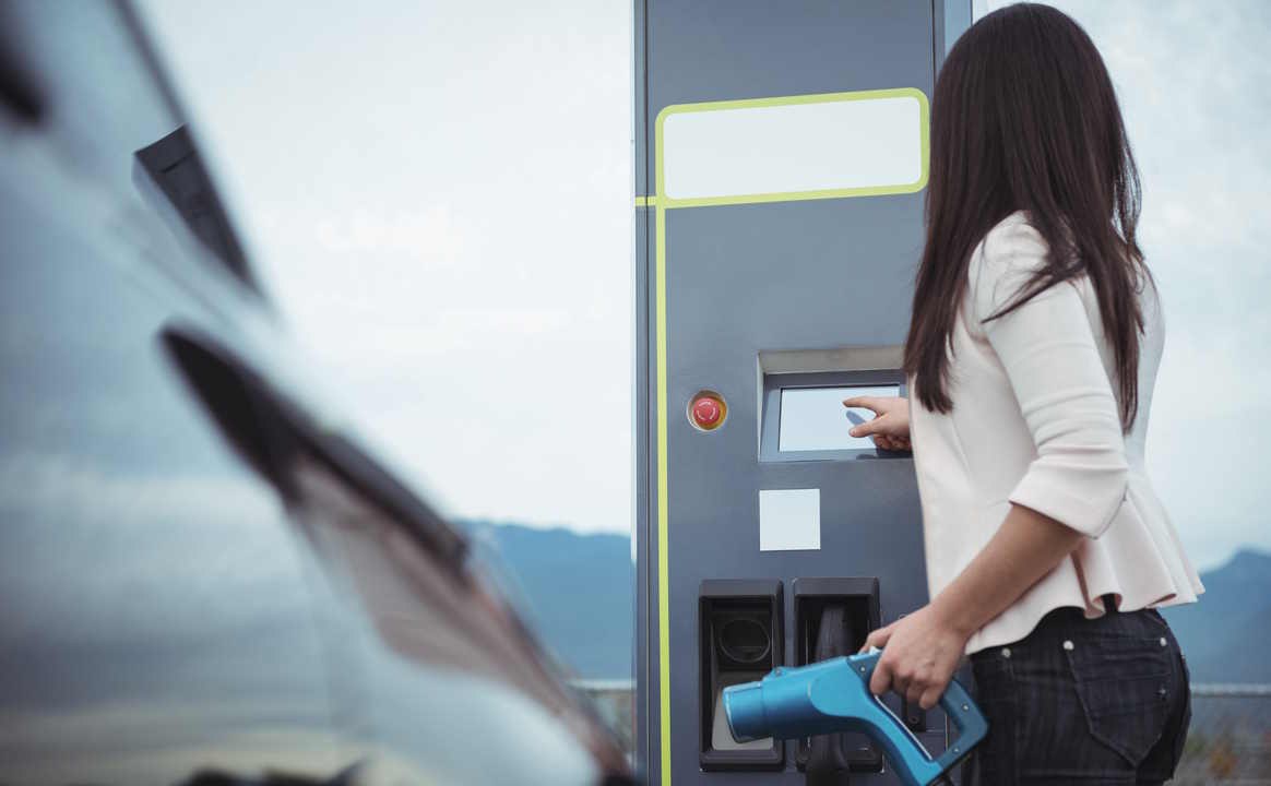 Image of ELEKTROAUTOS LADEN - DAS MÜSSEN SIE WISSEN