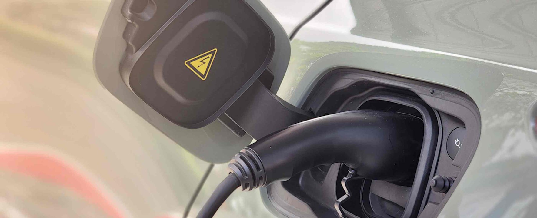 Image of E-AUTO LÄDT NICHT - WAS MAN DAGEGEN UNTERNEHMEN KANN