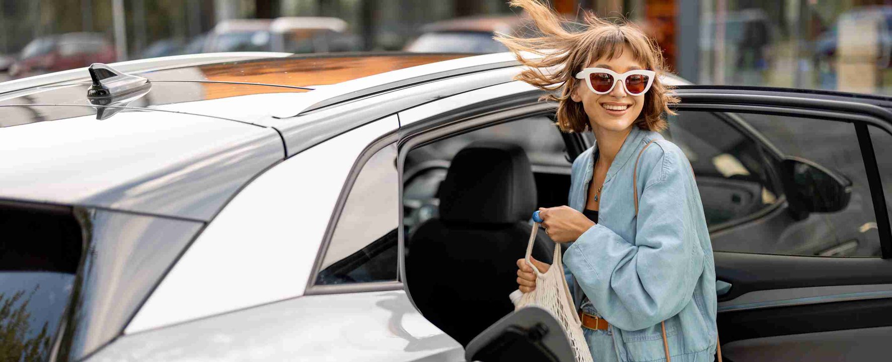 Image of ELEKTROAUTOS MIT GROßER REICHWEITE: DIESE MODELLE EIGENEN SICH FÜR VIELFAHRER