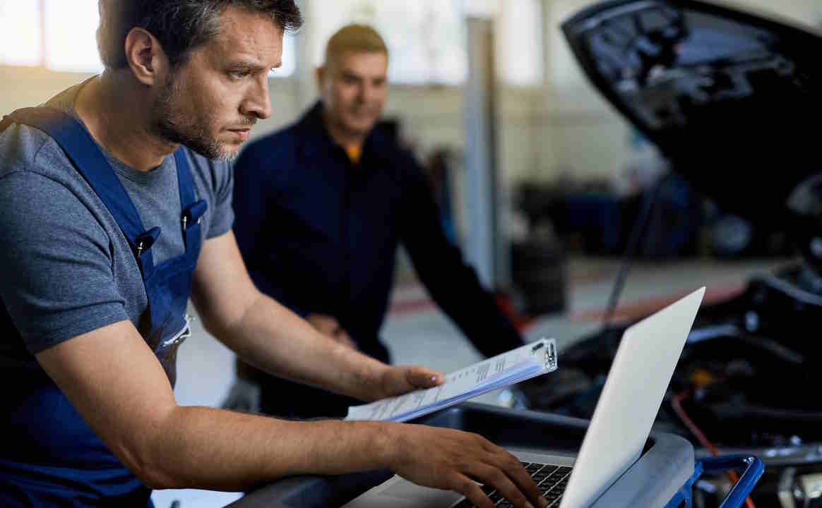Image of E-AUTO TECHNIK: FUNKTIONEN, BESONDERHEITEN & CO