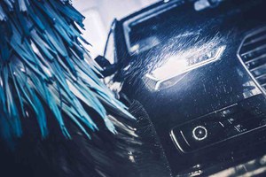 Preview Image of AUTOPFLEGE: HANDWÄSCHE ODER WASCHANLAGE