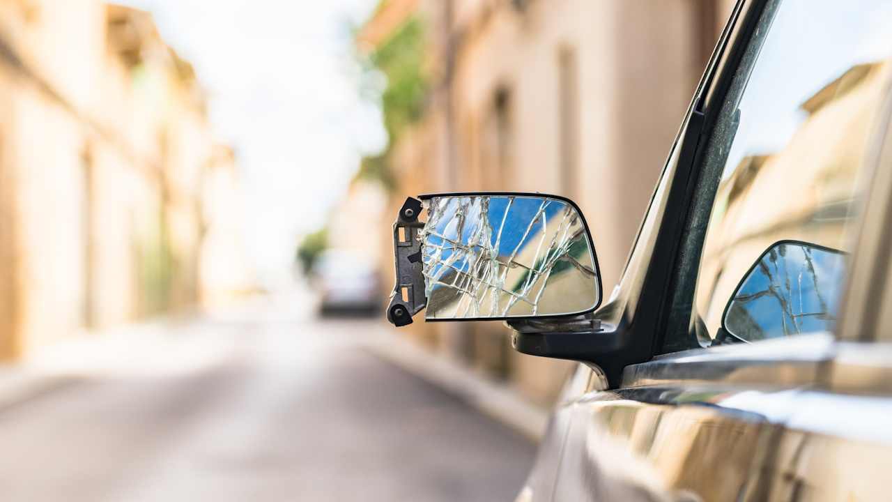 Preview Image of DARF ICH OHNE AUSSENSPIEGEL FAHREN?