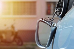 DARF ICH OHNE AUSSENSPIEGEL FAHREN? Preview Image of DARF ICH OHNE AUSSENSPIEGEL FAHREN?