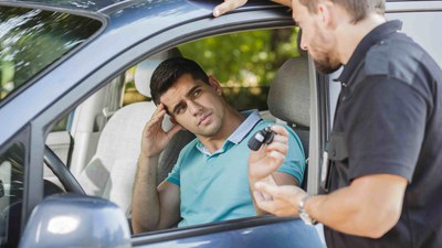 DARF MAN FAHREN, WENN MAN SEINEN FÜHRERSCHEIN VERLOREN HAT?