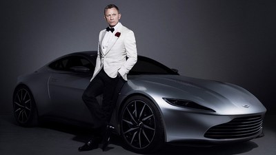 DER ASTON MARTIN DB10