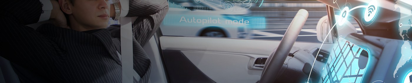 Moderne Fahrassistenzsysteme sind längst kein Luxus mehr, sondern lebensrettende Technik, die nachweislich schwere Unfälle verhindert. Doch welche Fahrassistenten bringen tatsächlich den größten Sicherheitsgewinn? Und wo liegen ihre Stärken – im Stadtverkehr oder auf der Autobahn? Das und mehr erfahren Sie in diesem Beitrag.
