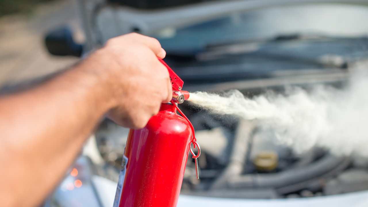 Preview Image of FEUERLÖSCHER FÜR'S AUTO