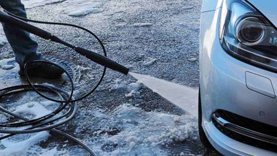 IM WINTER AUTO WASCHEN - DAS SOLLTEN SIE WISSEN