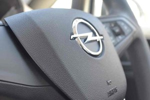 Preview Image of DER OPEL ASTRA (2011)