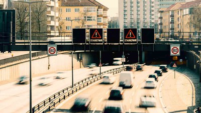 PANNE, UNFALL ODER STAU IM TUNNEL- WAS MUSS ICH TUN