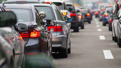 RETTUNGSGASSE BILDEN