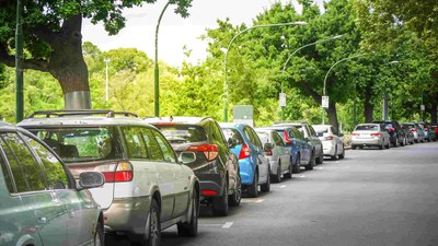 SEITWÄRTS EINPARKEN: SO KLAPPT'S BEIM ERSTEN VERSUCH!