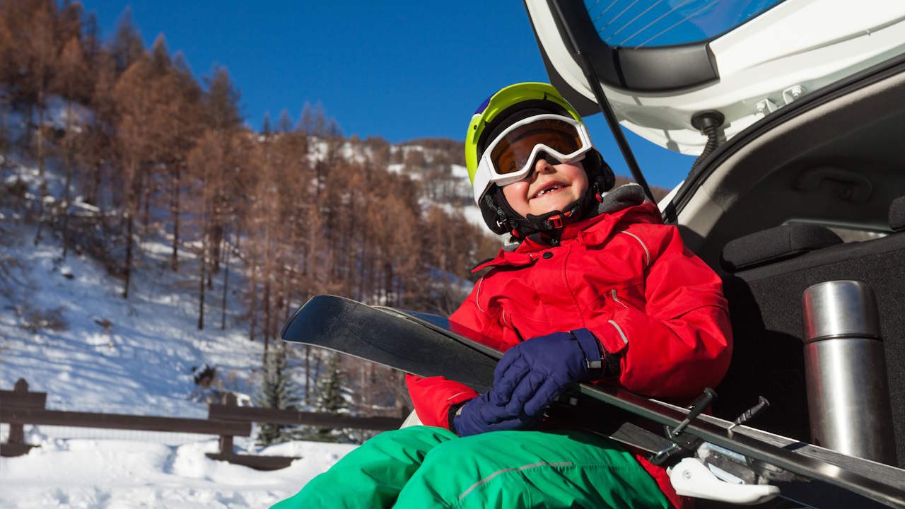 SKI IM AUTO TRANSPORTIEREN Preview Image of SKI IM AUTO TRANSPORTIEREN