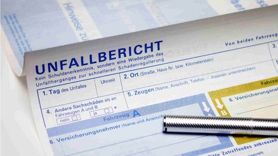 SO FÜLLT MAN DEN UNFALLBERICHT RICHTIG AUS