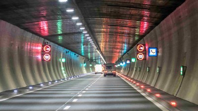 TUNNELPHOBIE BEIM AUTOFAHREN: SO MEISTERN SIE DIE UNTERGRUND- HERAUSFORDERUNG