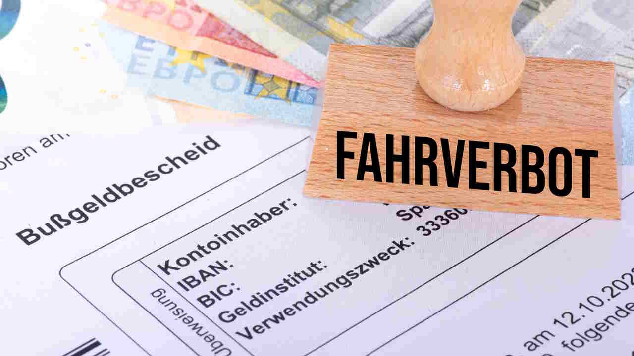 Preview Image of VERKEHRSSÜNDEN: DIESE FEHLER MACHEN AUTOFAHRER IMMER WIEDER