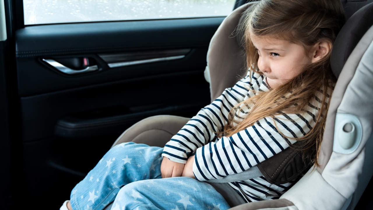 Preview Image of VOLLE BLASE BEIM AUTOFAHREN - WAS TUN?
