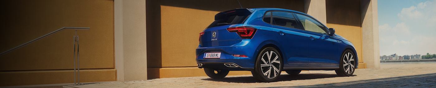 Kleinwagen, aber oho! Der VW Polo feiert 2025 seinen 50. Geburtstag. Wie es sich für den Einsteiger in die VW-Welt gehört, zelebriert er das mit einem supergünstigen Einstiegsmodell. Wir prüfen daher den Polo 4Me auf Design, digitale Features und Technik und wie er sich im Alltag macht.
