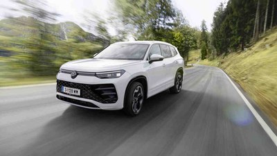VW TAYRON IM TEST: SICHER KEIN LÜCKENFÜLLER