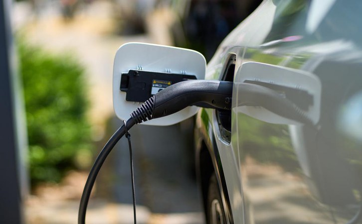 Preview Image of Elektromobilität im Fokus